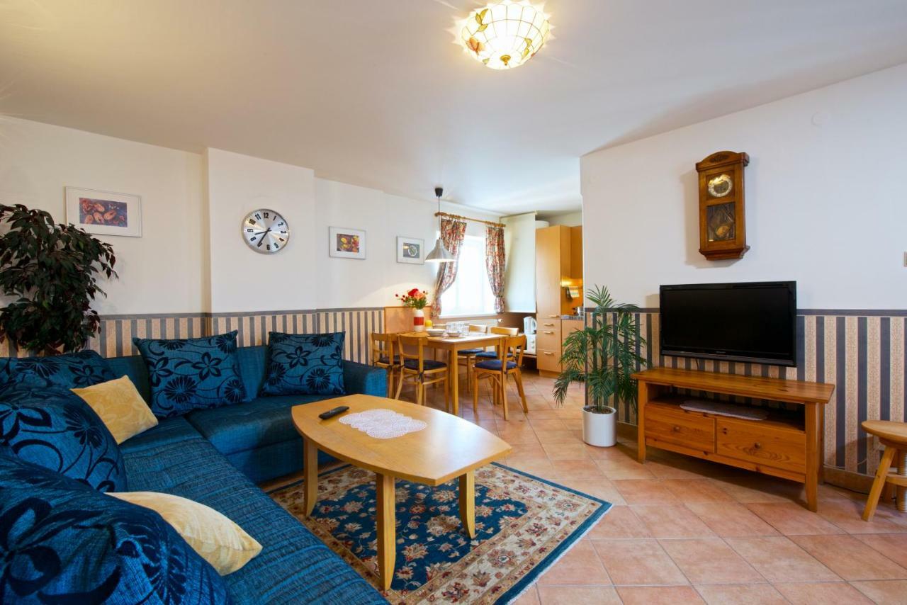 Alice House Aparthotel 3*